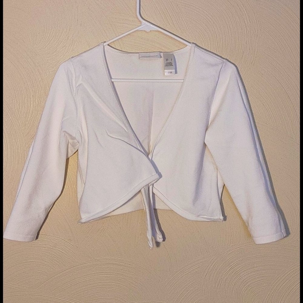 White Cropped/ 3/4 Sleeve Sweater
